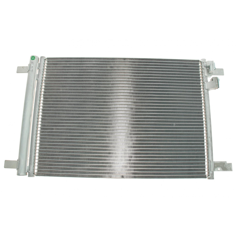 Радіатор кондиціонера Audi A3/Q2/Skoda Octavia III/Superb III/VW Golf VII 12-/Passat 14- AC 772 000S MAHLE Радіатор кондиціонера Audi A3/Q2/Skoda Octavia III/Superb III/VW Golf VII 12-/Passat 14- AC 772 000S MAHLE