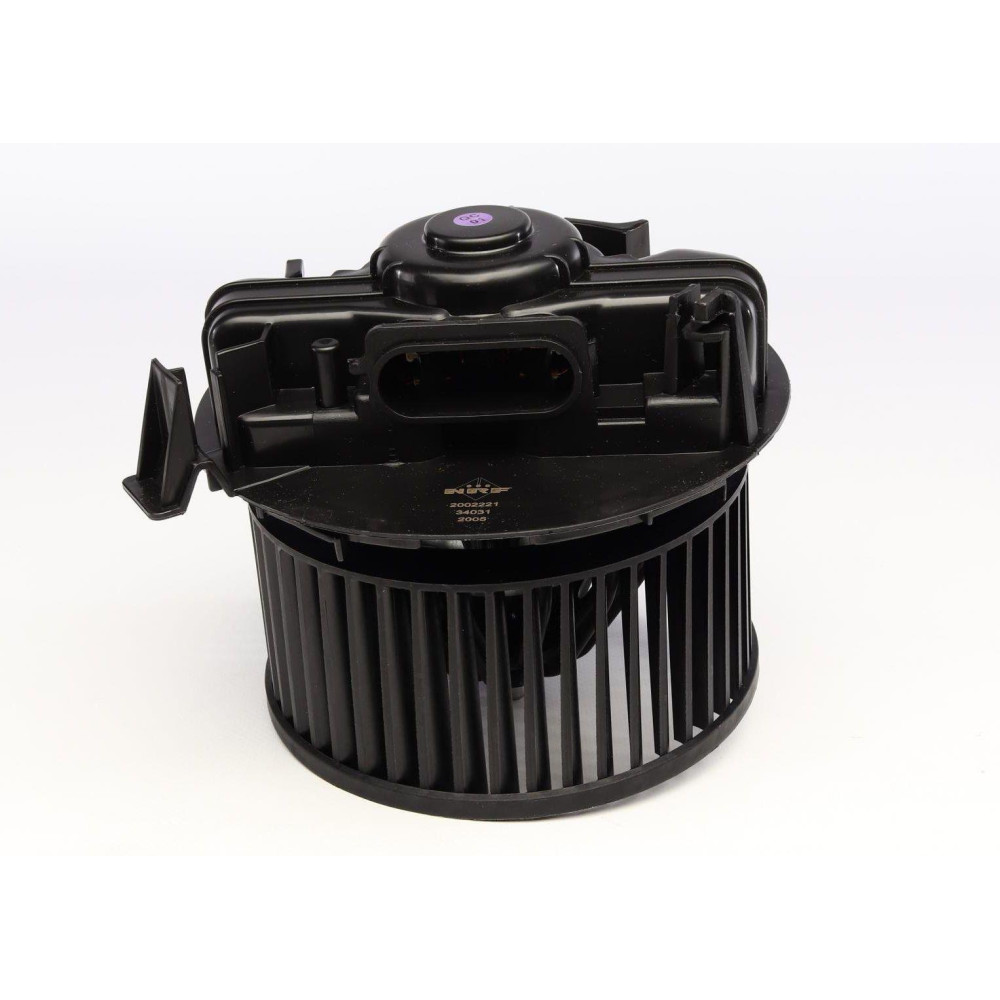 Моторчик пічки Renault Duster/Logan 1.0-2.0 03- 34031 NRF Моторчик пічки Renault Duster/Logan 1.0-2.0 03- 34031 NRF