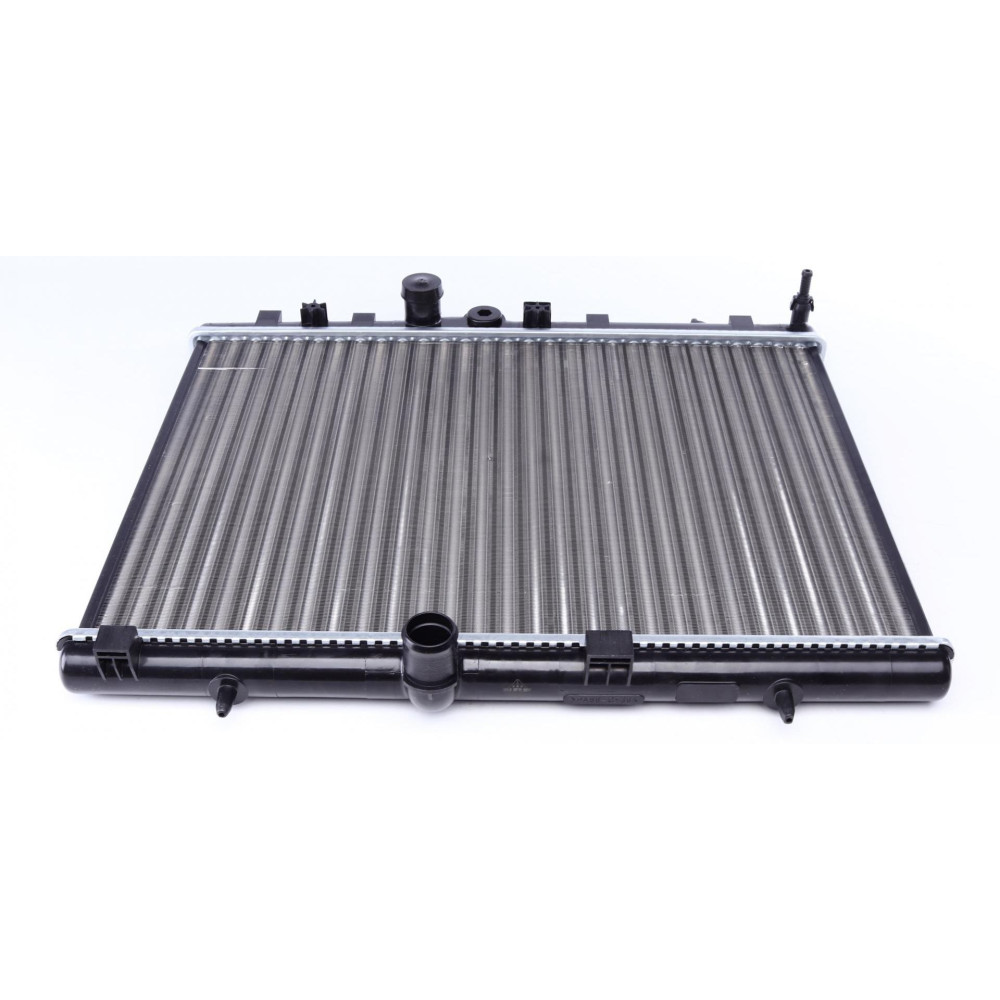 Радіатор охолодження Citroen Berlingo/Peugeot Partner 1.6HDI 08- 380x544x23 58226A NRF