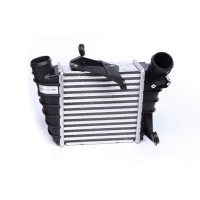 Радиатор интеркулера Skoda Fabia/Roomster 99-30842 NRF