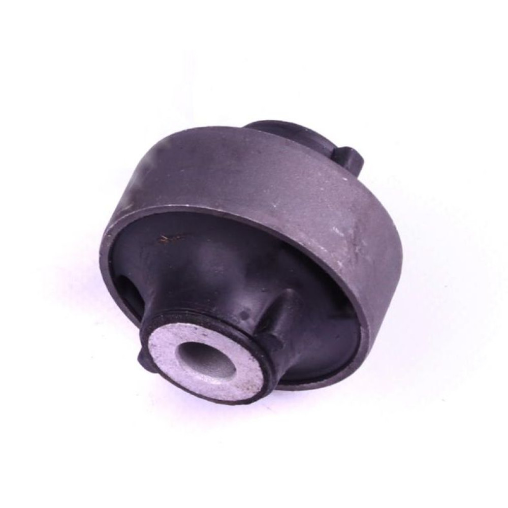 Сайлентблок важеля переднього/знизу/ззаду Nissan Micra/Note 03- SCR-6516 KAVO PARTS