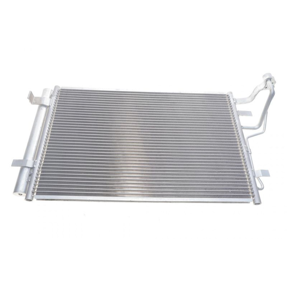 Радіатор кондиціонера Hyundai i30/Kia Ceed 1.4-2.0 LPG 06-13 - 83005102 VAN WEZEL