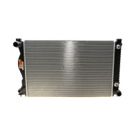 Радиатор охлаждения Audi A6 2.4/2.8/3.0/3.2 04-11 58220 NRF