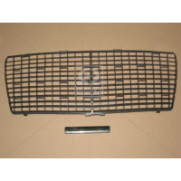 Решітка 93- пластмас частина Mercedes 124 e-class 84-96 TEMPEST