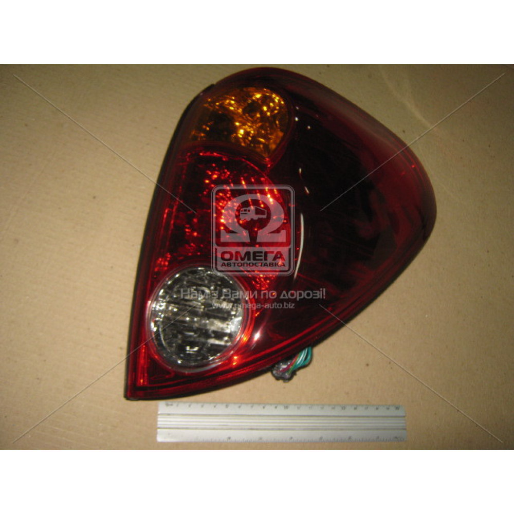 Купить в Украине Фонарь пра на крыле верх красн Mitsubishi L200 05-15