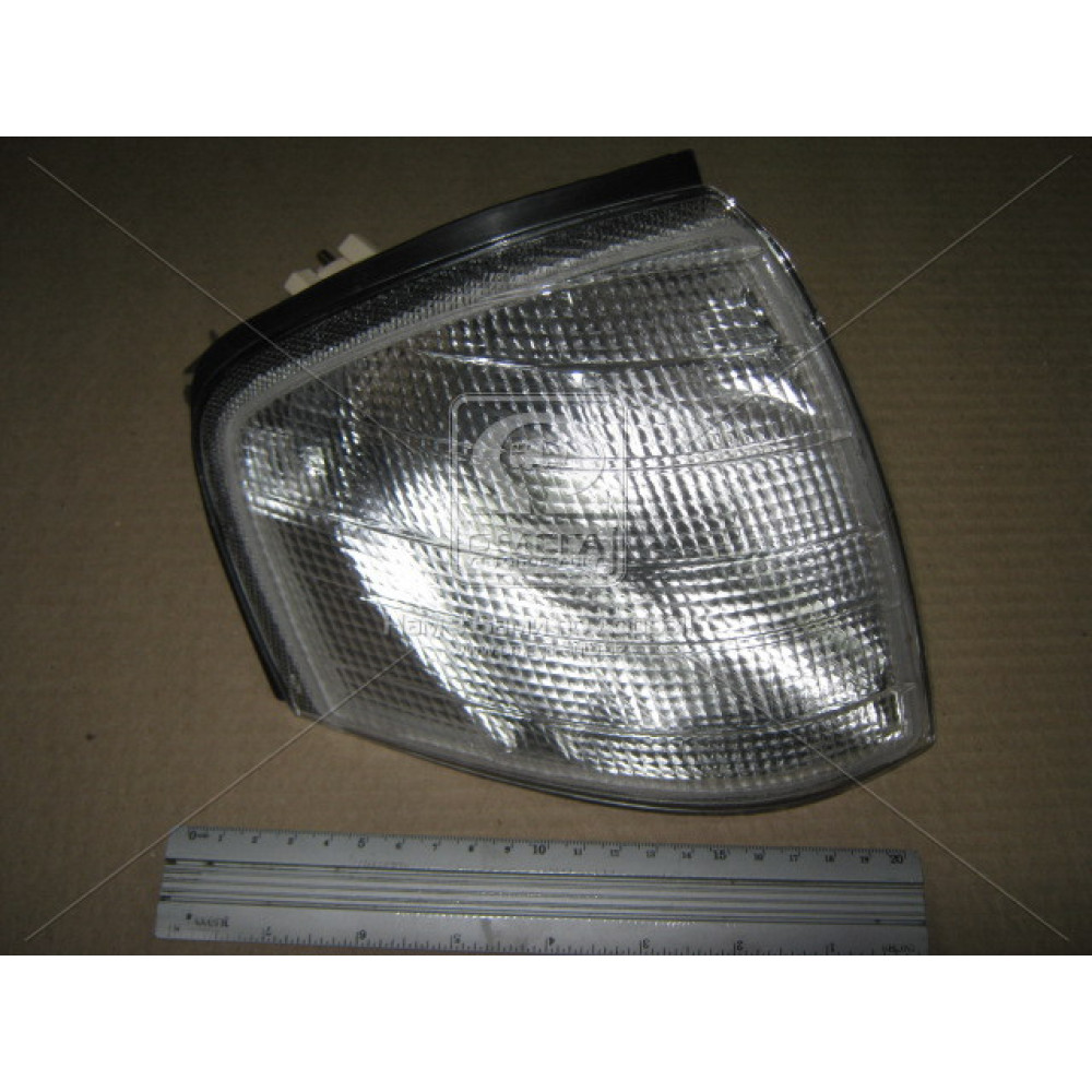 Купить недорого Указатель поворотов правый белый Mercedes 202 c-class 93-00