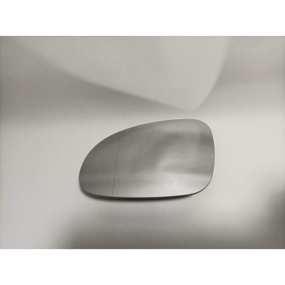 Вкладиш дзеркала лівий Volkswagen Jetta 5 06-10 LKQ обігрів асфера