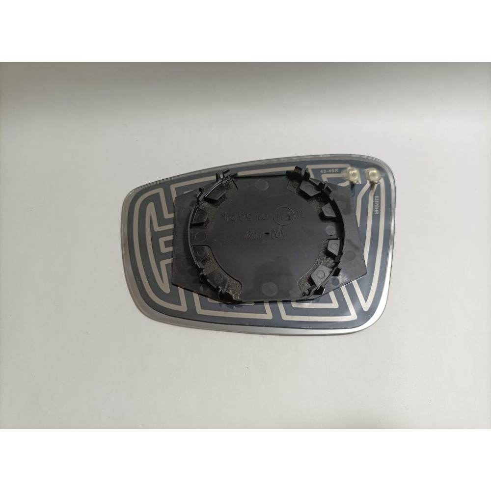 Продам Вкладыш зеркала правый обогрев сфера Volkswagen Jetta 6 11-14 USA