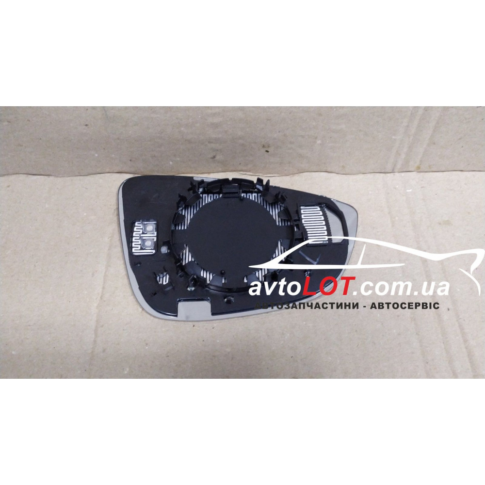 Продам Вкладыш зеркала левый Volkswagen Passat b7 11-15 eur Продам Вкладыш зеркала левый Volkswagen Passat b7 11-15 eur