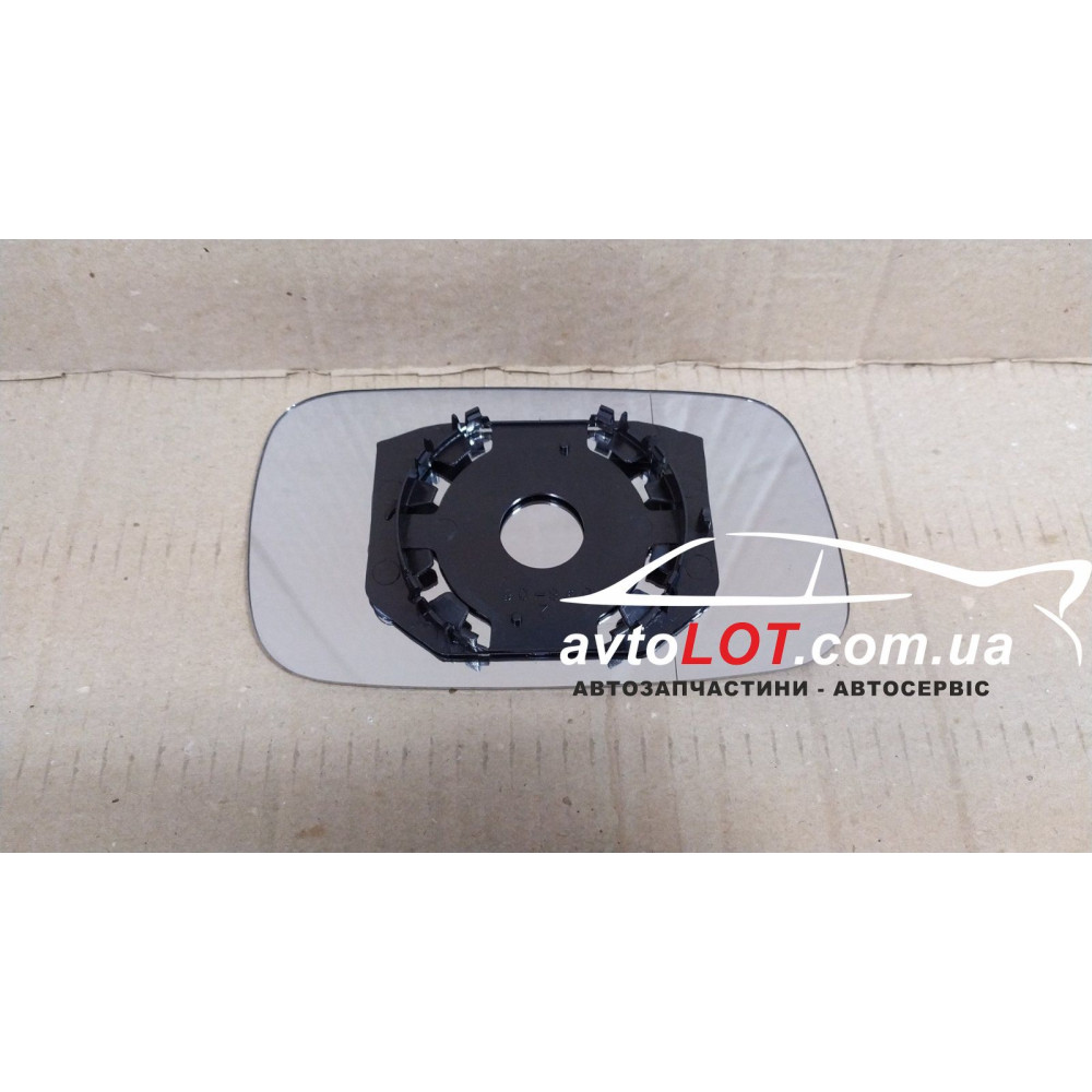 Купить недорого Вкладыш зеркала левый Volkswagen Passat b3 88-93