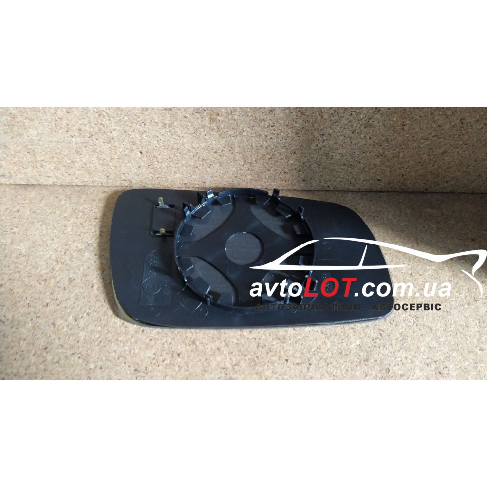 Вкладиш дзеркала лівий Volkswagen Golf 4 97-03 Signeda обігрів плоский контакт всередині